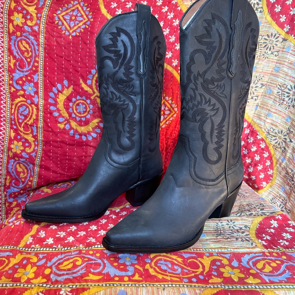 Jeffrey Campbell Dagget Leather Cowboy Boot - Size 9.5